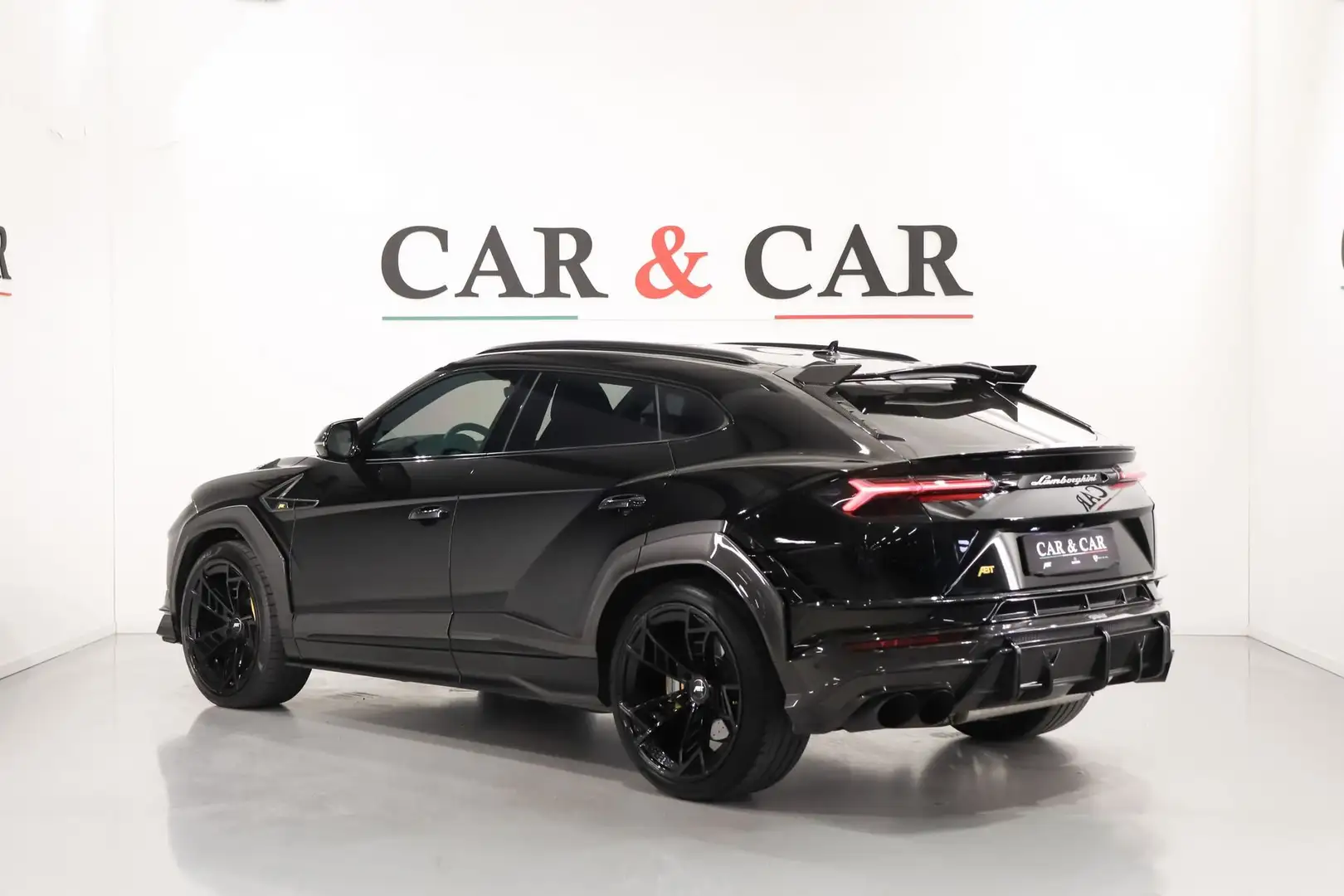 Lamborghini Urus 1 of 99 Scatenato ABT 4.0 S Nero - 2