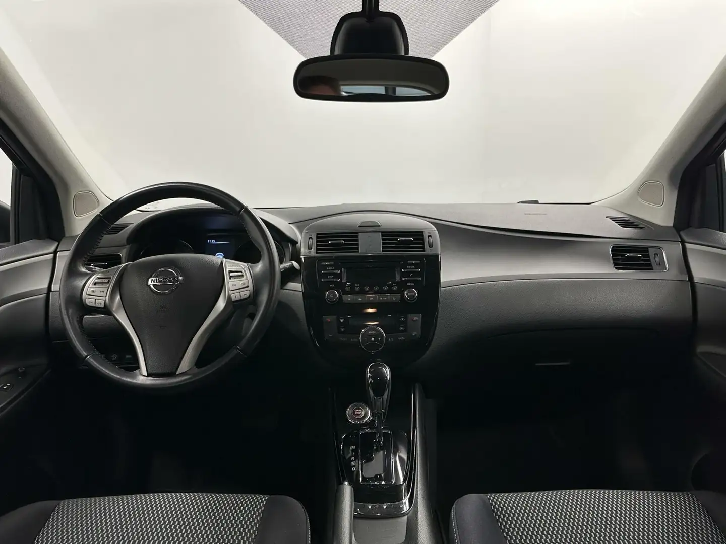 Nissan Pulsar 1.2 DIG-T Business Edition CRUISE LM 69000 KM Zwart - 2
