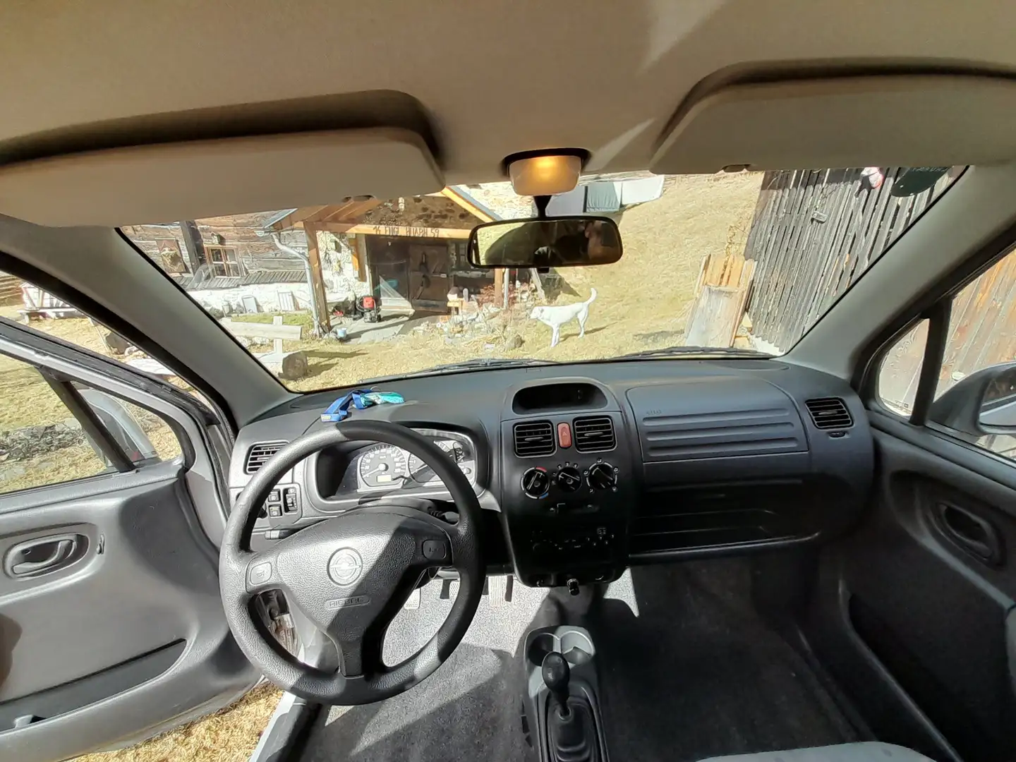 Opel Agila Agila 1,2-16V Basis Paket Basis Paket Silber - 1