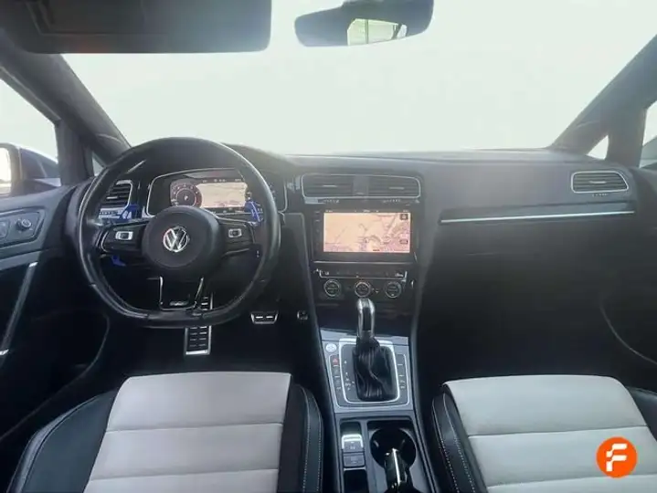 Volkswagen Golf 2018, foto 11