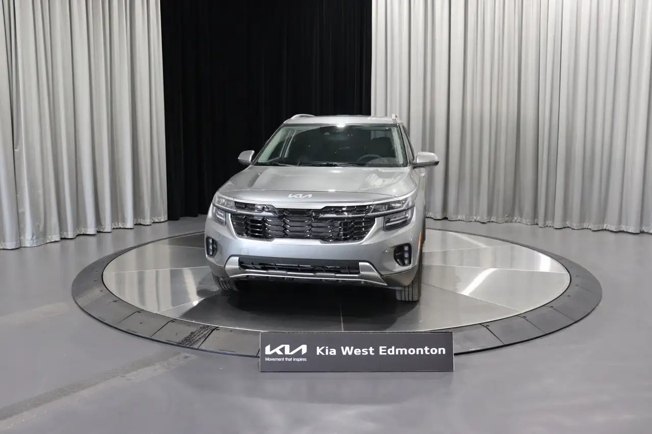Kia Seltos снимка Kia Seltos