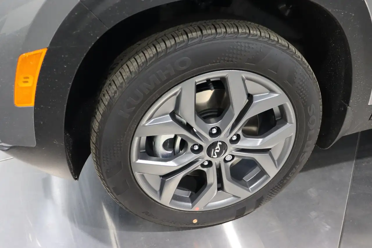 Kia Seltos снимка Kia Seltos