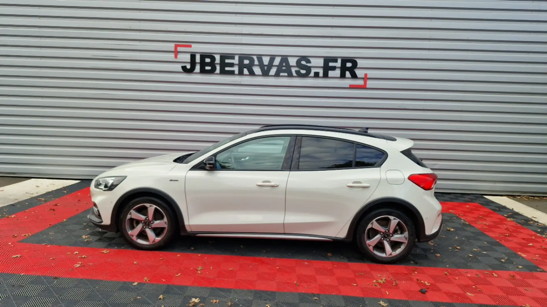 Ford Focus ACTIVE 1.0 ecoboost 125 ss - 2