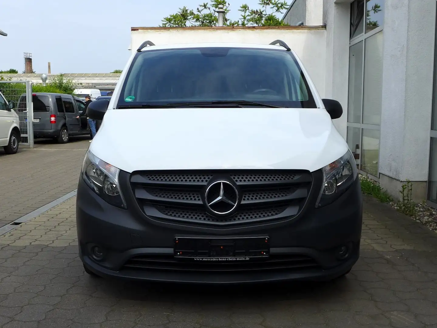 Mercedes-Benz Vito 116 CDI lang Aut-9G-Tronic Kamera Klima AHK Weiß - 2