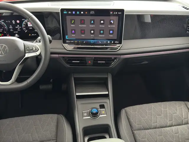 Volkswagen Tiguan view 10