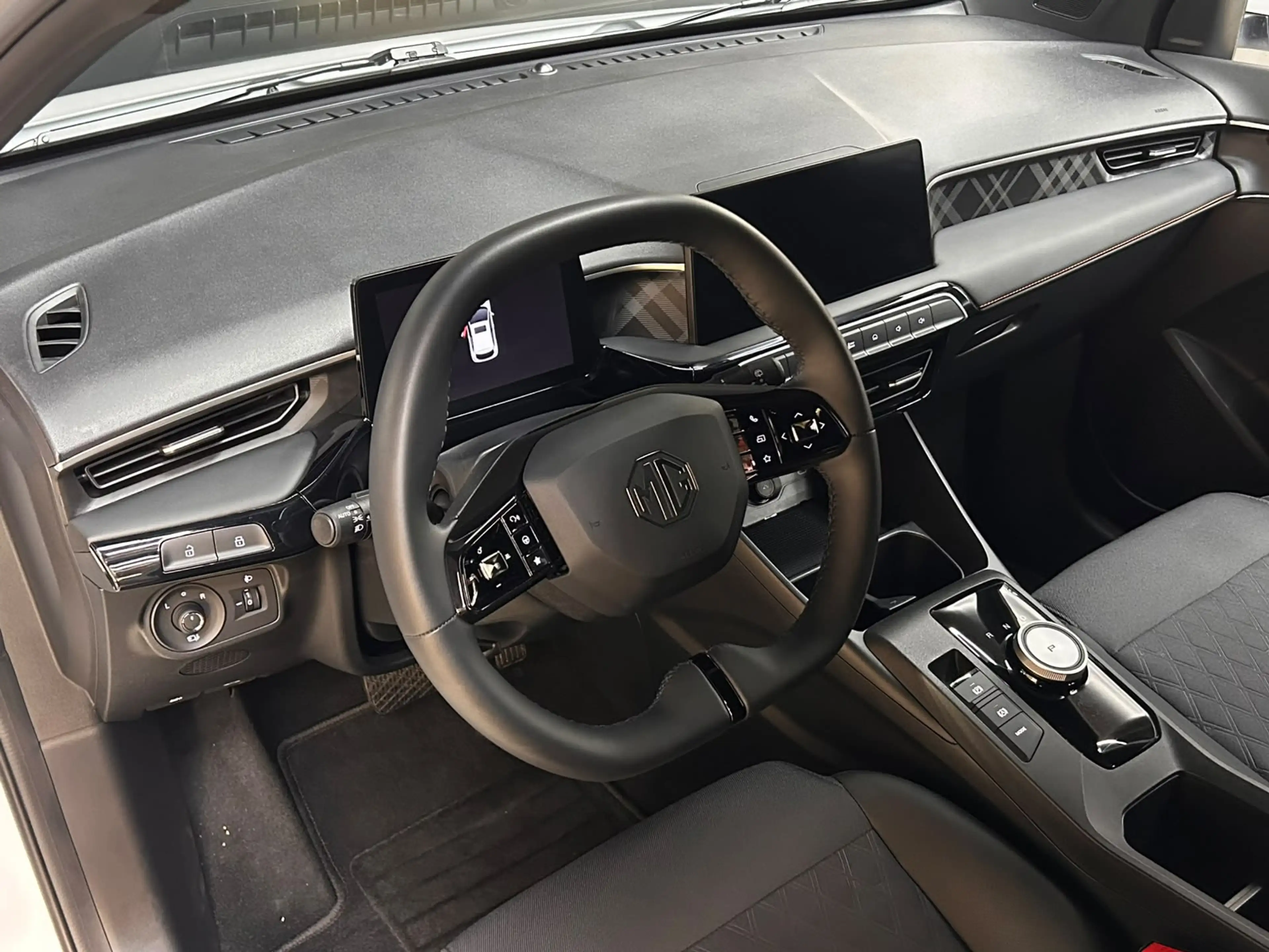 MG Others 1.5 Hybrid- Luxury LED+VIRTU+SHZ+NAVI+360+ACC+ — photo 12