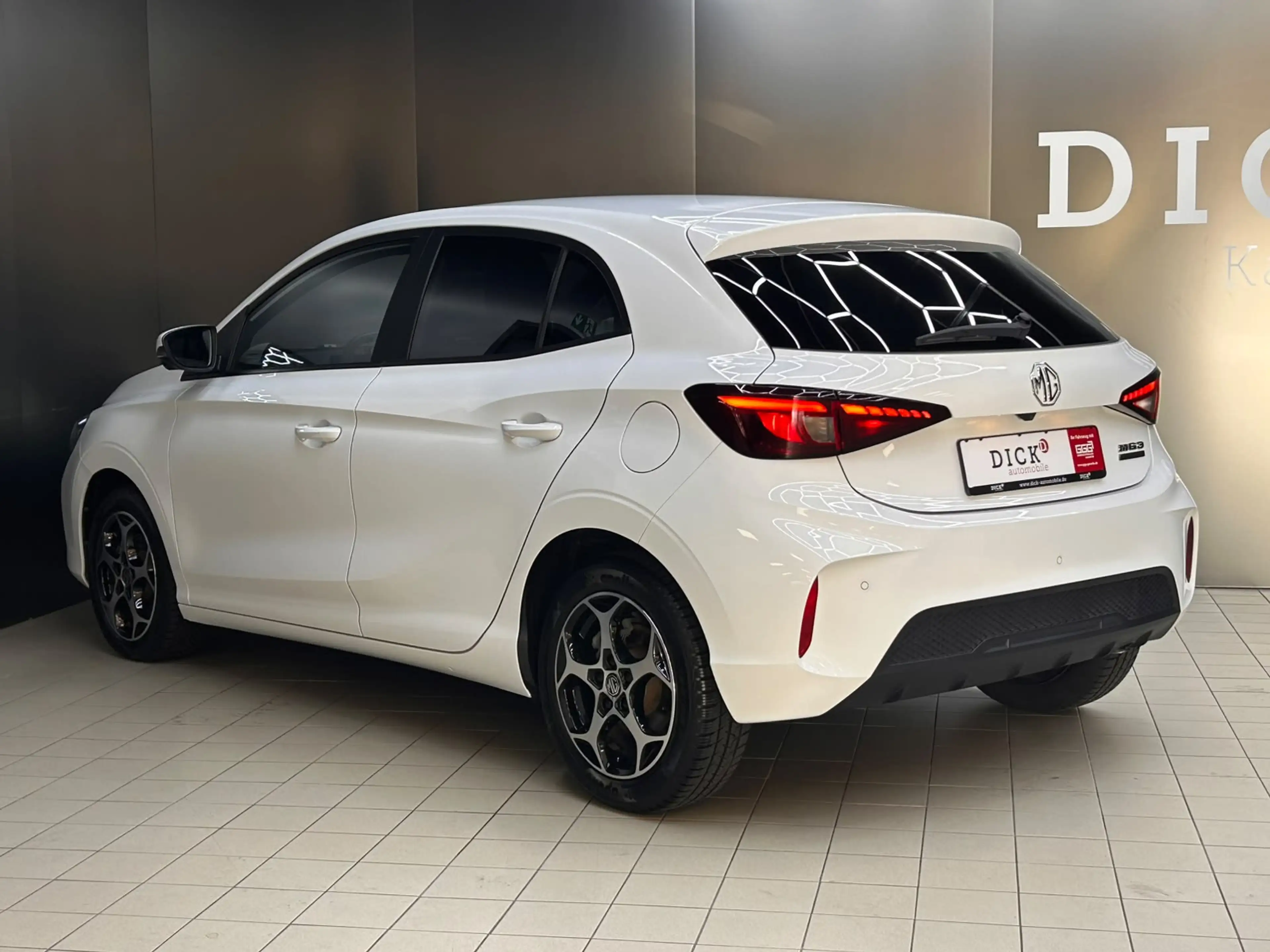 MG Others 1.5 Hybrid- Luxury LED+VIRTU+SHZ+NAVI+360+ACC+ — photo 5