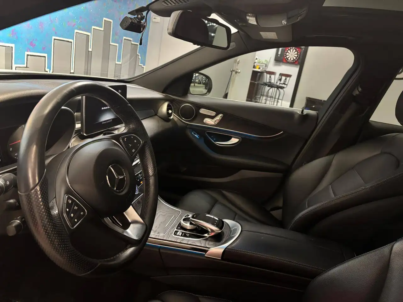 Mercedes-Benz C-Class снимка Mercedes-Benz C-Class