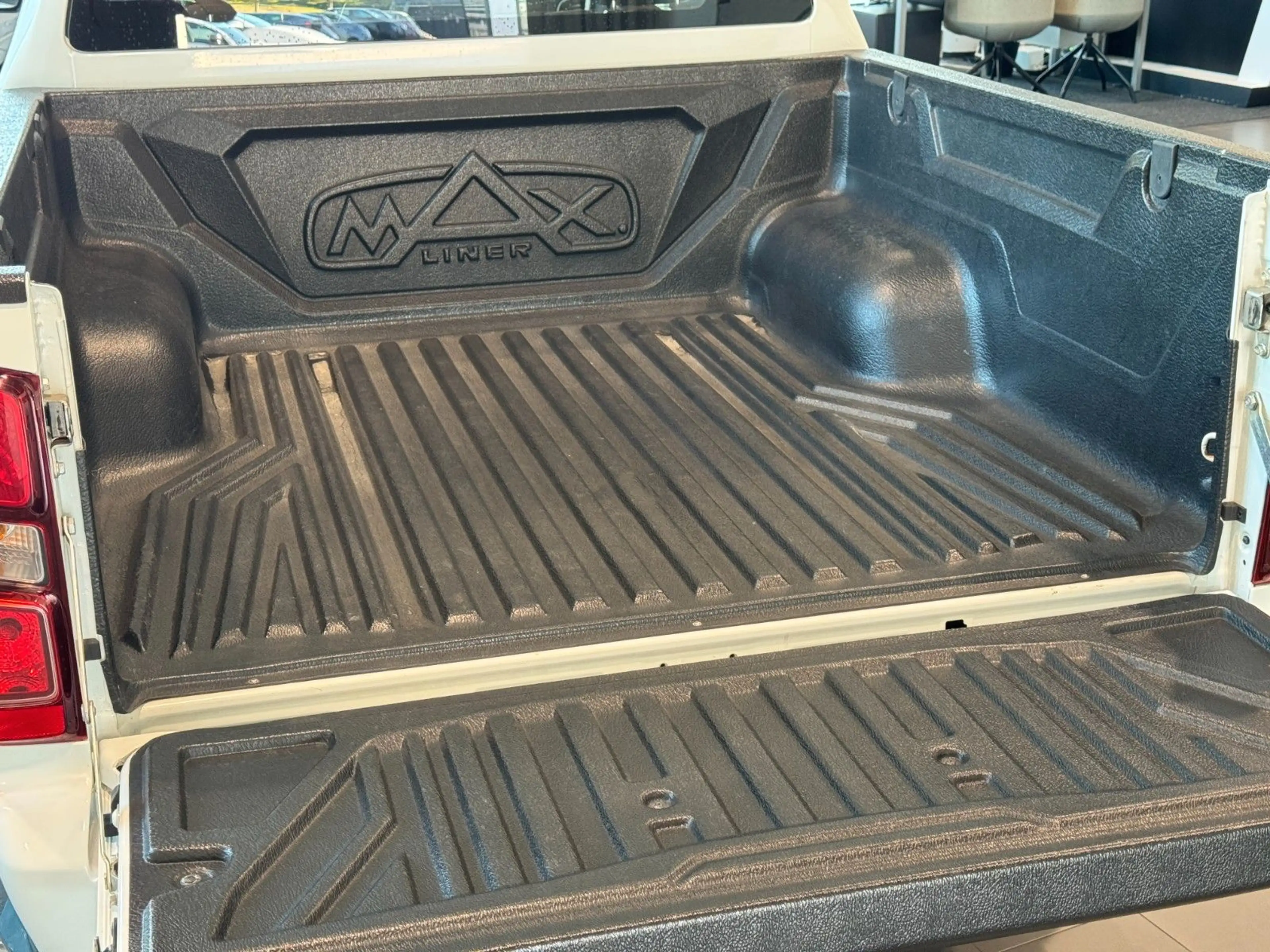 Isuzu D-Max 1.9 TDI Double Cab 4WD LS Shz Tempomat AHK — photo 27