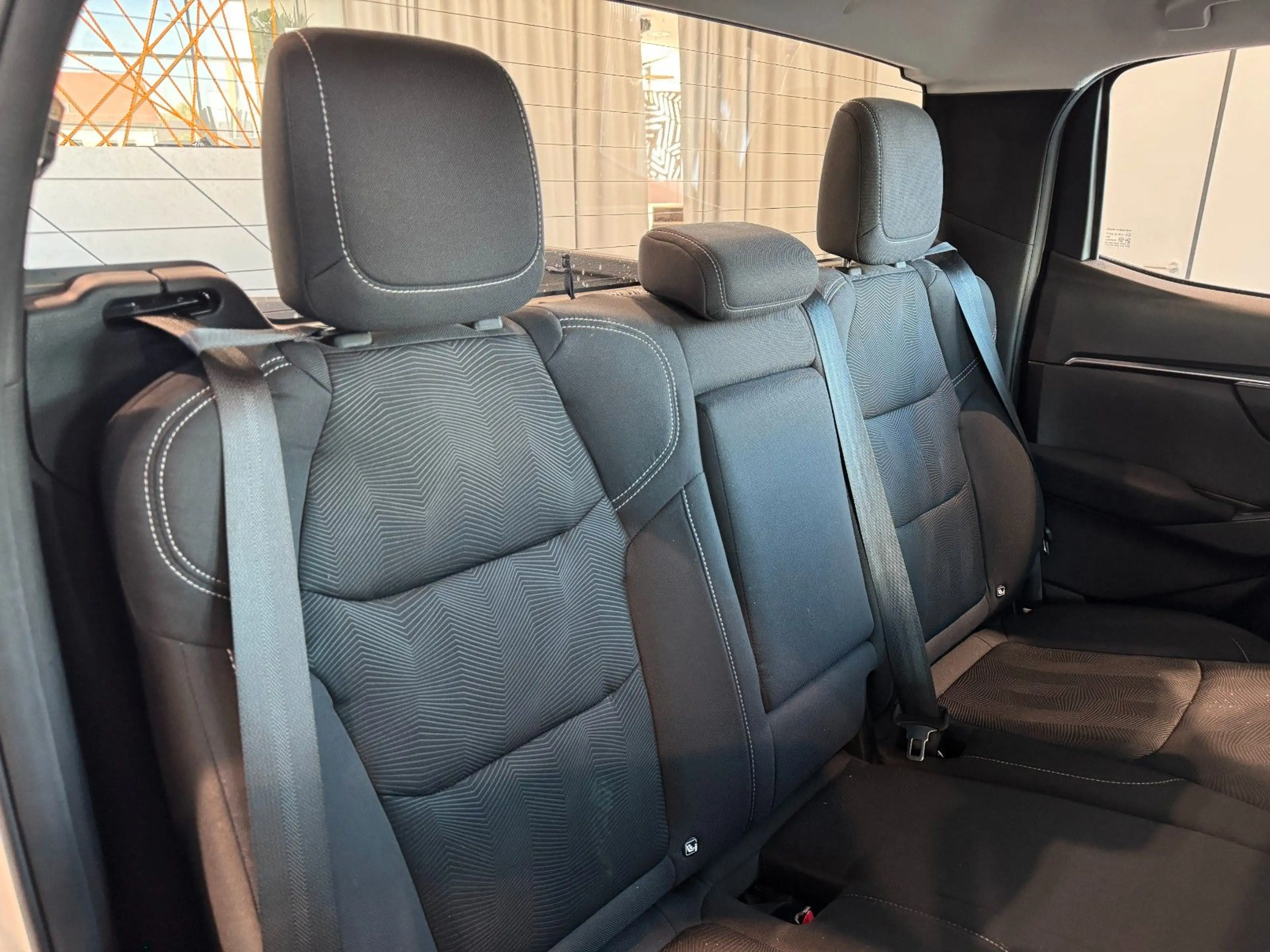 Isuzu D-Max 1.9 TDI Double Cab 4WD LS Shz Tempomat AHK — photo 12