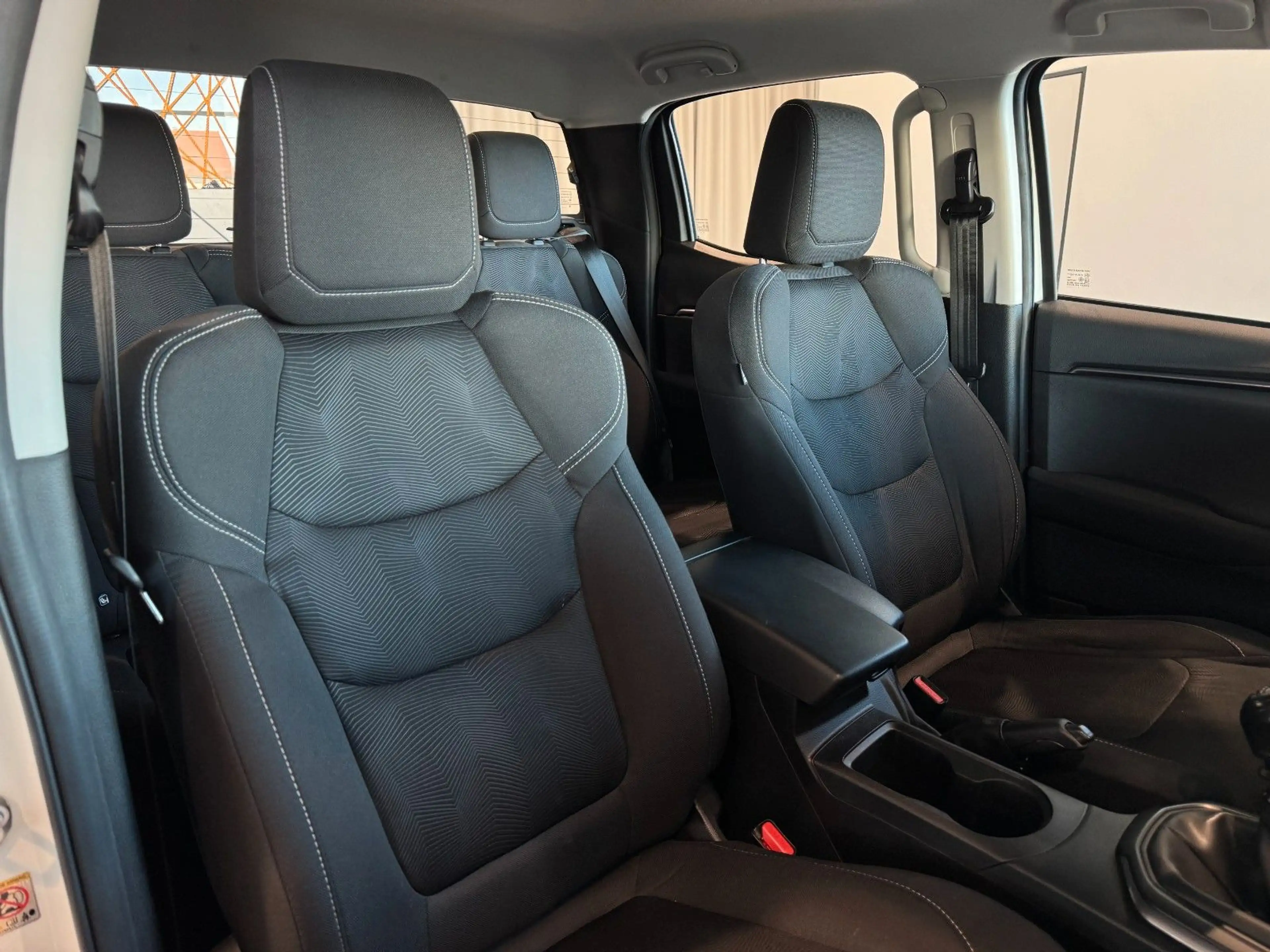 Isuzu D-Max 1.9 TDI Double Cab 4WD LS Shz Tempomat AHK — photo 11
