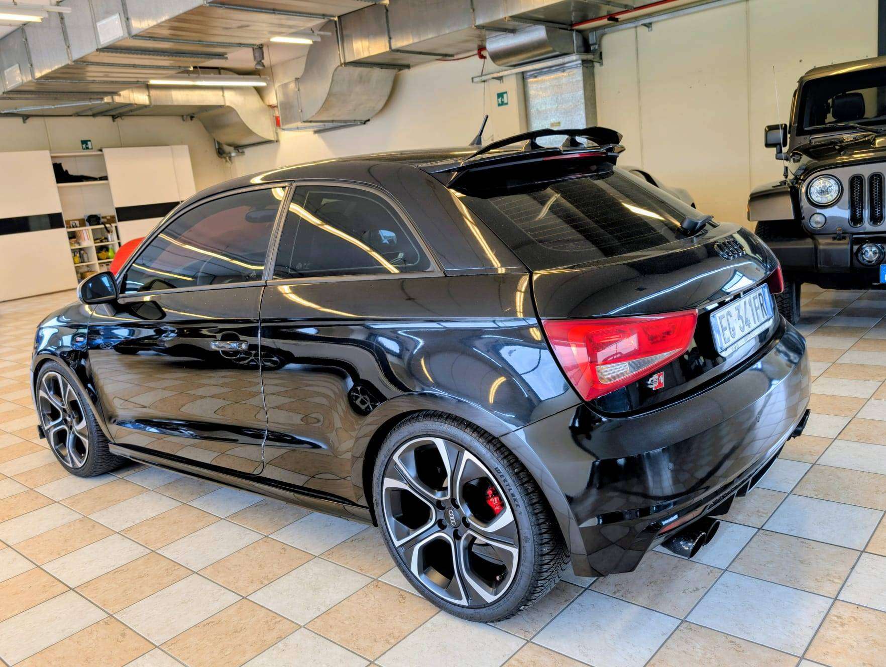 Audi S1 2011 photo 4
