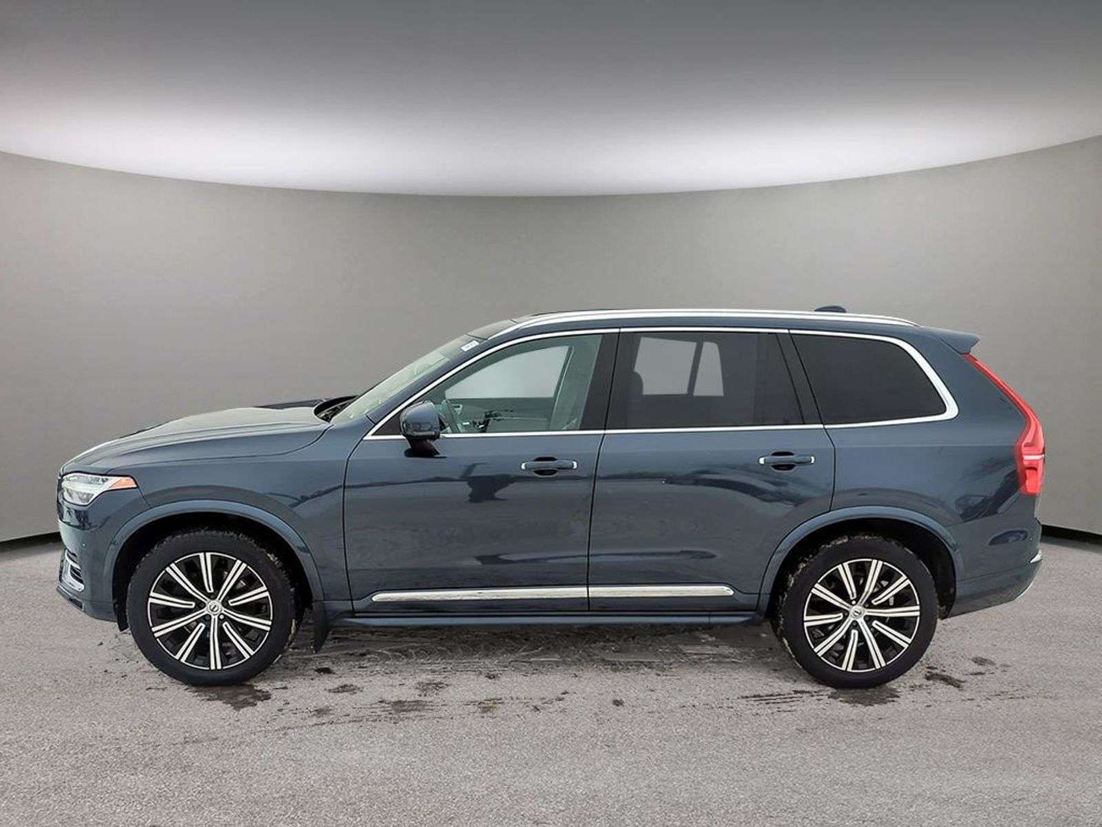 2022 Volvo XC90 T6 INSCRIPTION; LEATHER, PANORAMIC SUNROOF, HUD, N alt 3