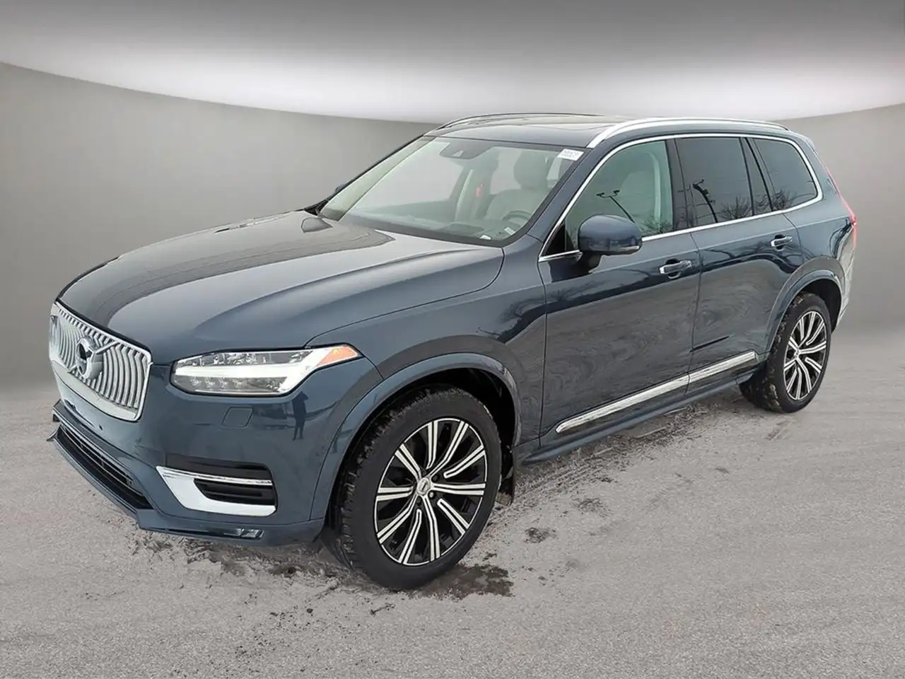 2022 Volvo XC90