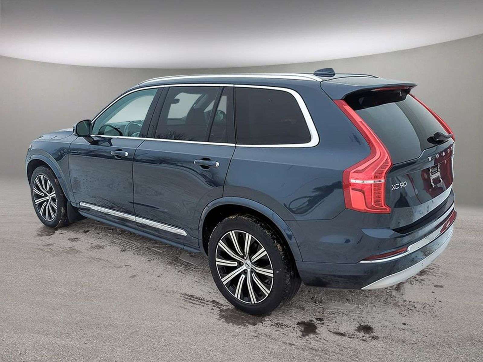 2022 Volvo XC90 T6 INSCRIPTION; LEATHER, PANORAMIC SUNROOF, HUD, N alt 4