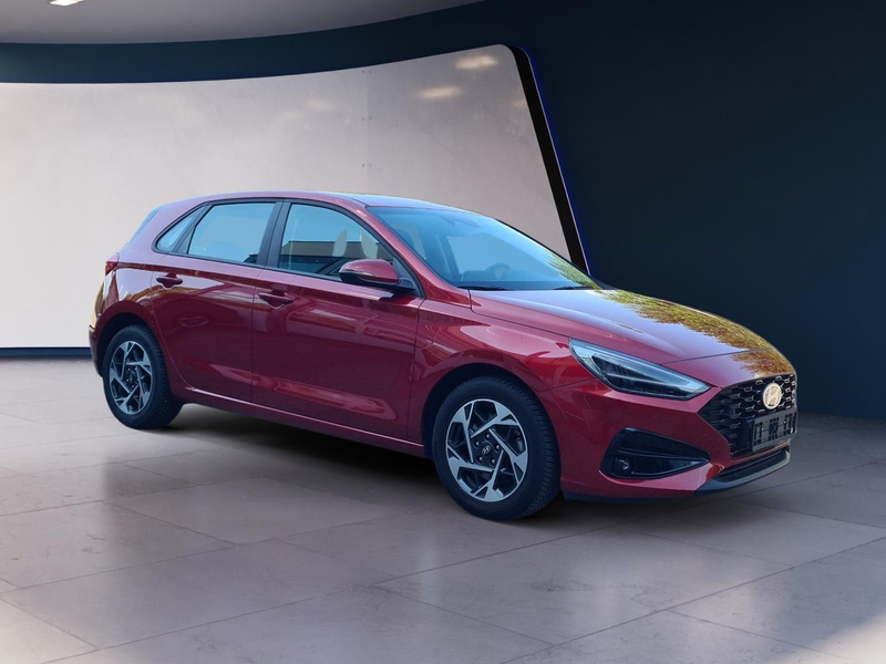 Hyundai i30 Advantage vAHK Navi LED DAB Kamera Winter 74 kW... — photo 3