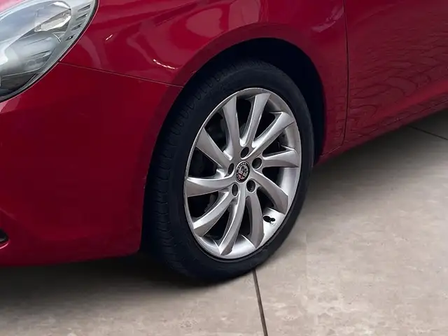 Alfa Romeo Giulietta view 15