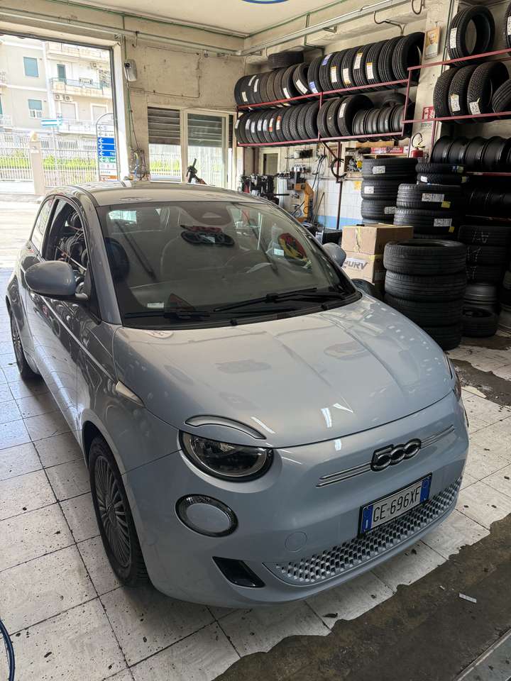 Fiat 500e 42 kWh Icon