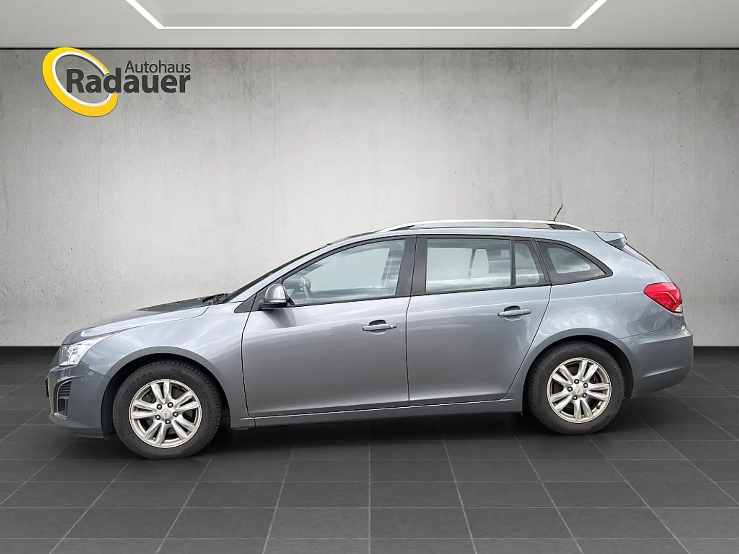 Chevrolet Cruze Wagon 1,7TD LT Grau - 2