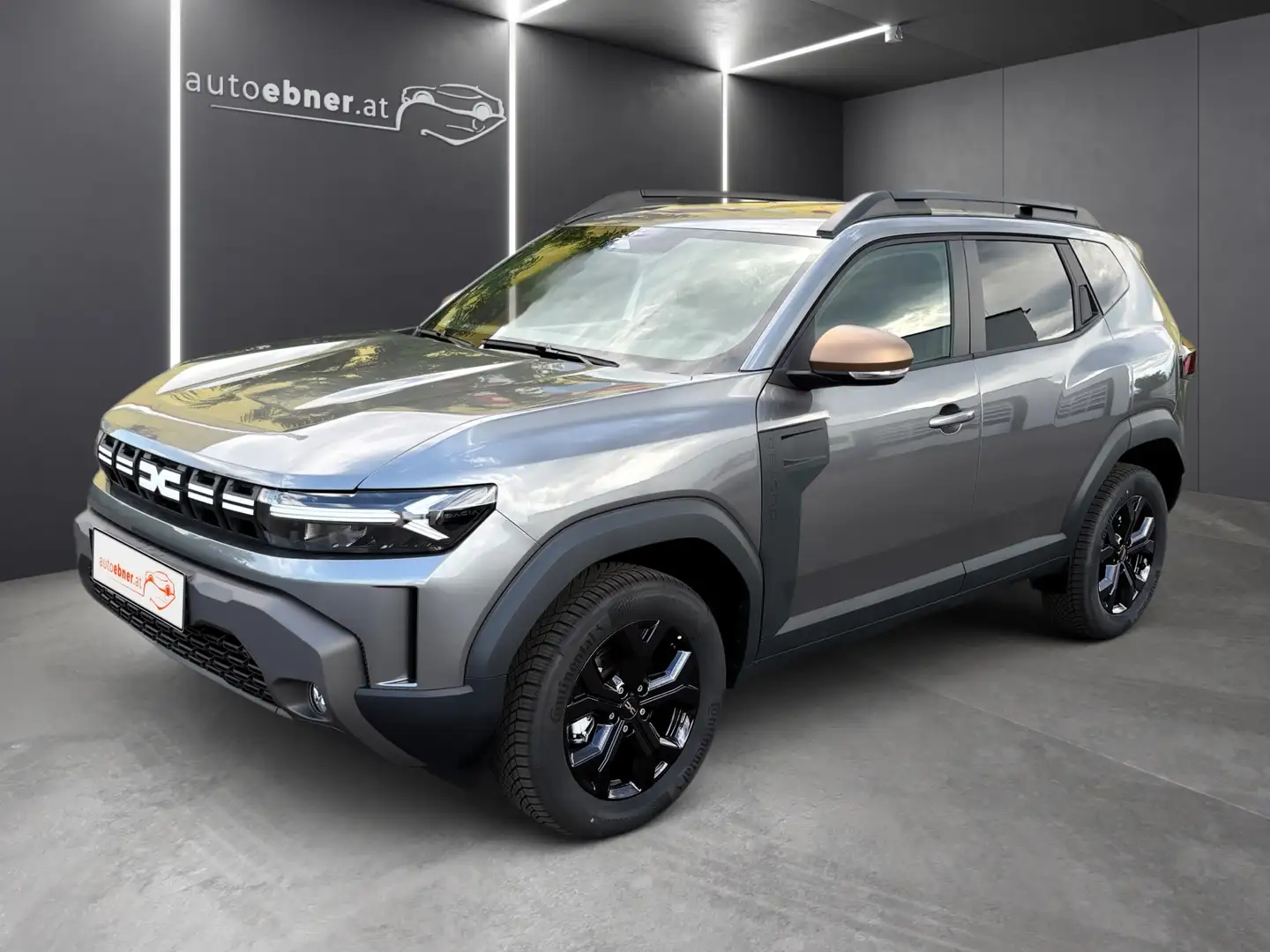 Dacia Duster DUSTER Extreme Hybrid 150 4x4 Grau - 1