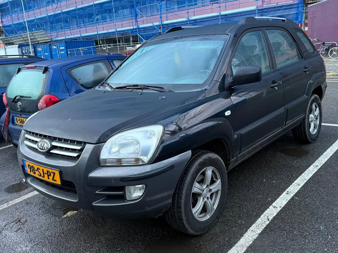 Kia Sportage Sportage 2.0 CVVT Executive Zwart - 1