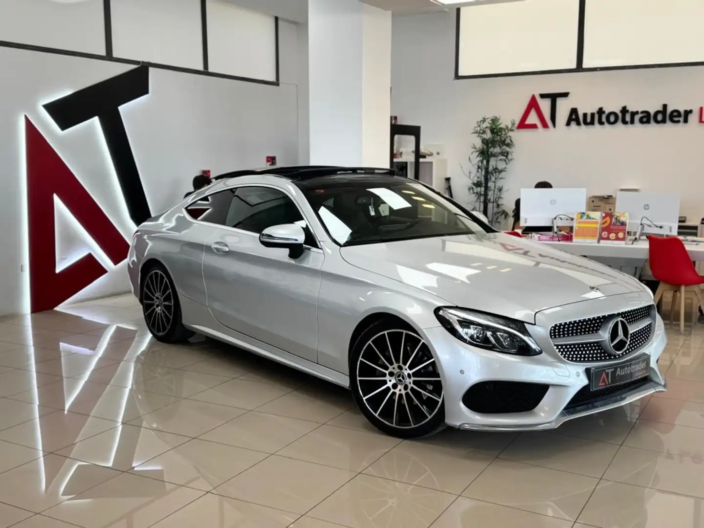 Mercedes-Benz C 220 Coupé 220d 4Matic 9G-Tronic Plateado - 1