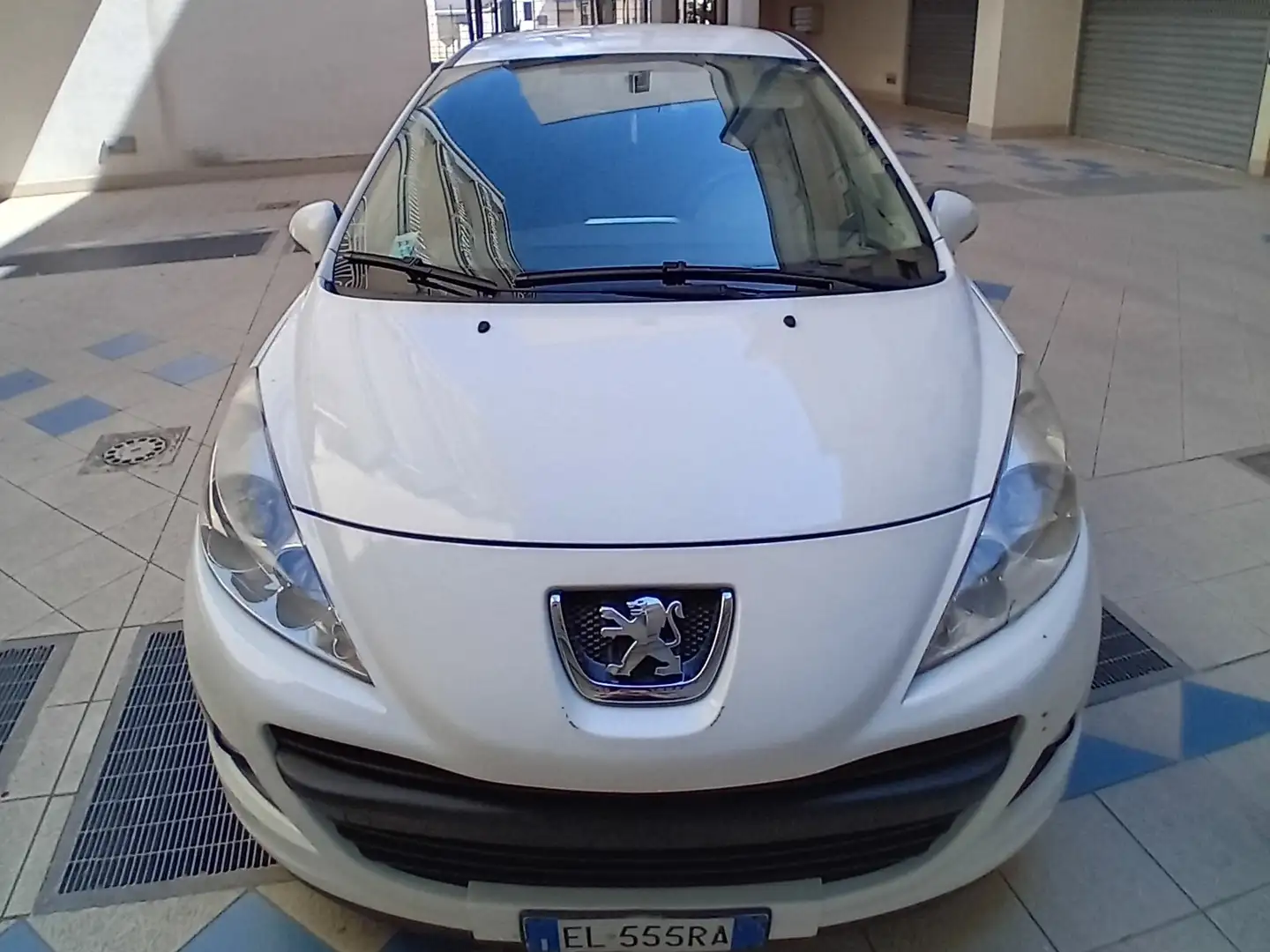 Peugeot 207 207 5p 1.4 8v Energie 75cv Bianco - 1