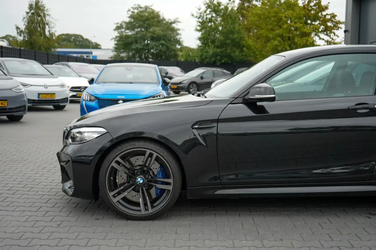 BMW M2 COUPÉ DCT 370CH - BVA - CAMÉRA D'AIDE AU STATIONNEMENT - SELLERIE CUIR - CARBON - H&K - CARPLAY