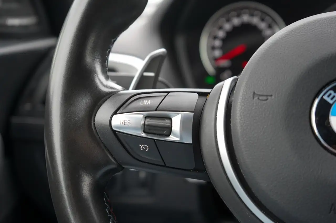BMW M2 COUPÉ DCT 370CH - BVA - CAMÉRA D'AIDE AU STATIONNEMENT - SELLERIE CUIR - CARBON - H&K - CARPLAY