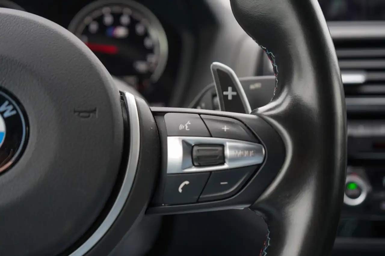 BMW M2 COUPÉ DCT 370CH - BVA - CAMÉRA D'AIDE AU STATIONNEMENT - SELLERIE CUIR - CARBON - H&K - CARPLAY