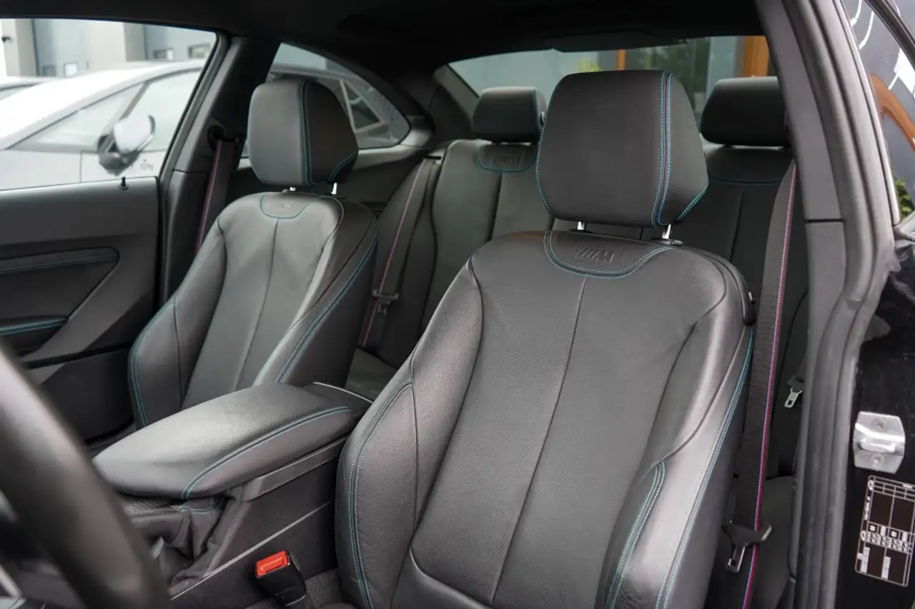 BMW M2 COUPÉ DCT 370CH - BVA - CAMÉRA D'AIDE AU STATIONNEMENT - SELLERIE CUIR - CARBON - H&K - CARPLAY