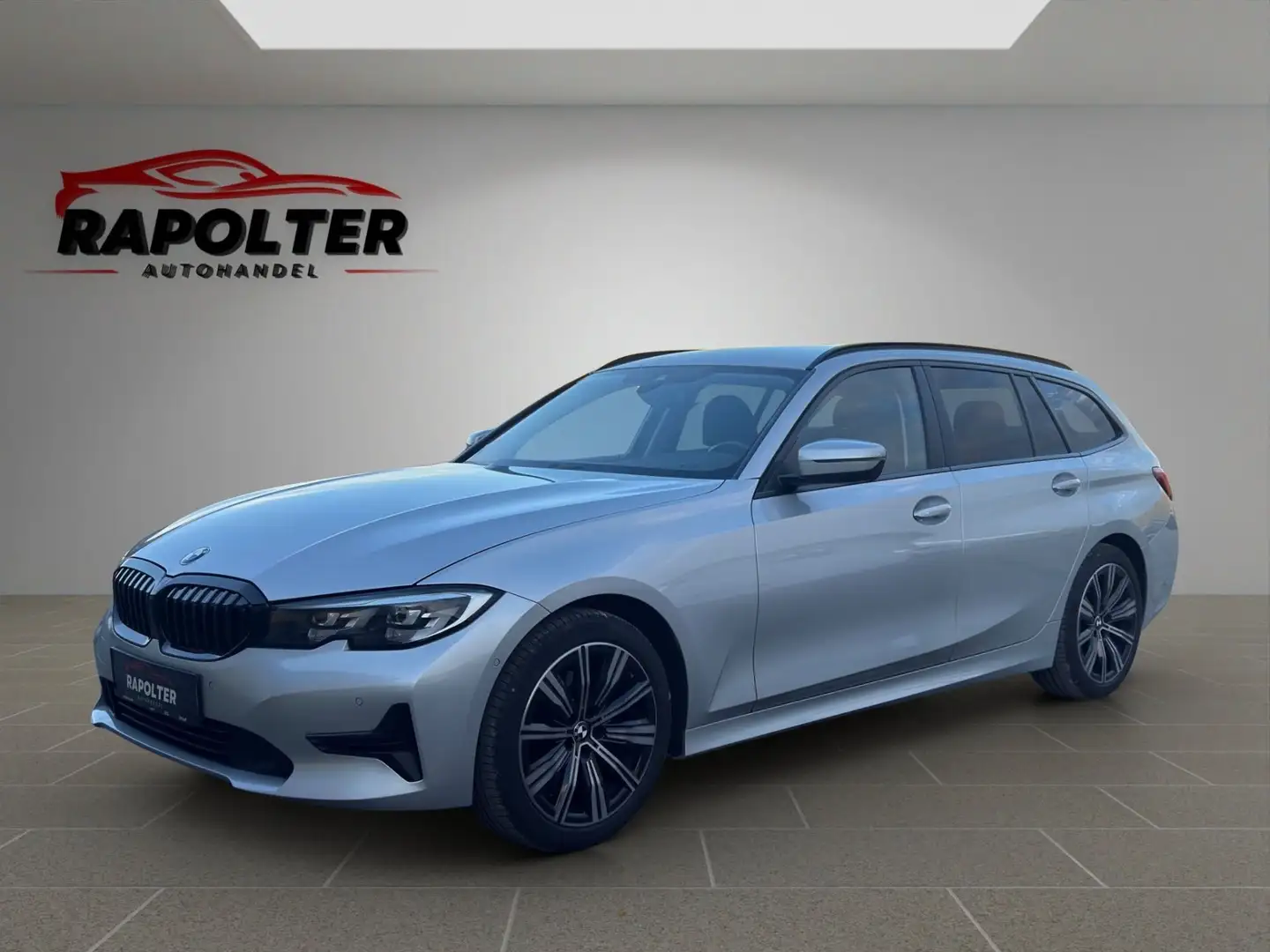BMW 320 d xDrive Touring Aut. Silber - 1