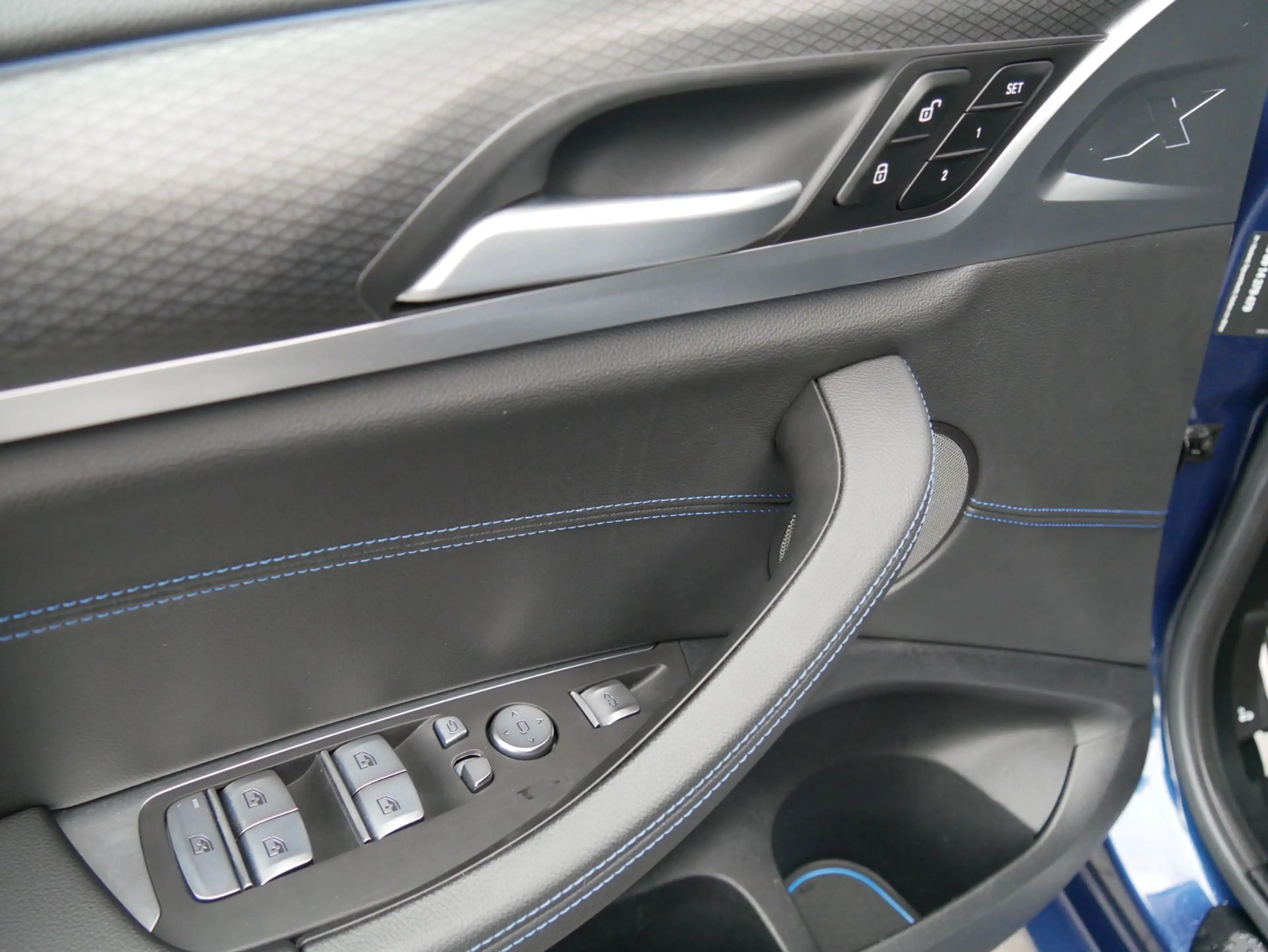 BMW iX3 M-Sport Impressive BEV *HEAD-UP*ACC*360º — photo 8