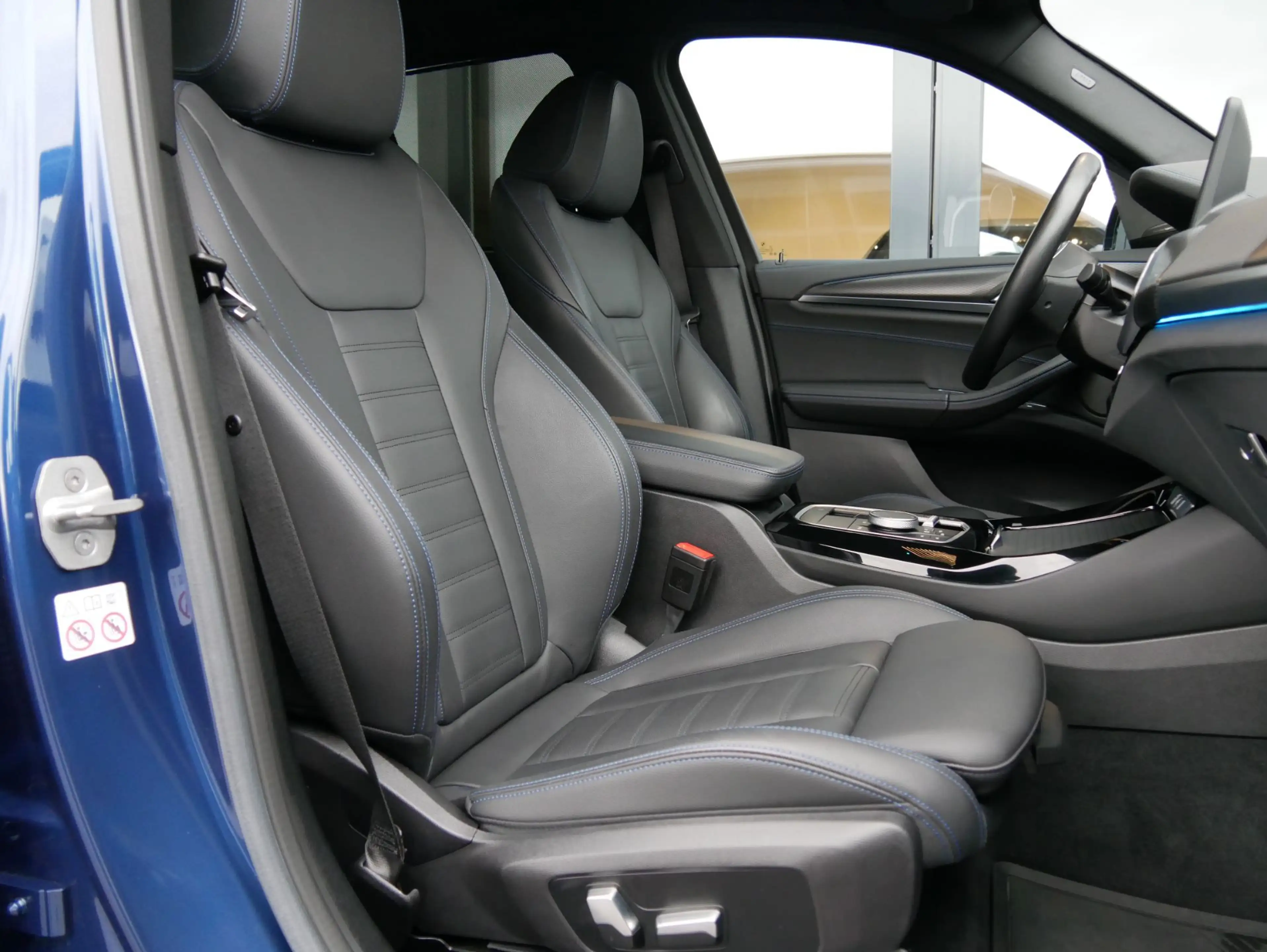 BMW iX3 M-Sport Impressive BEV *HEAD-UP*ACC*360º — photo 12
