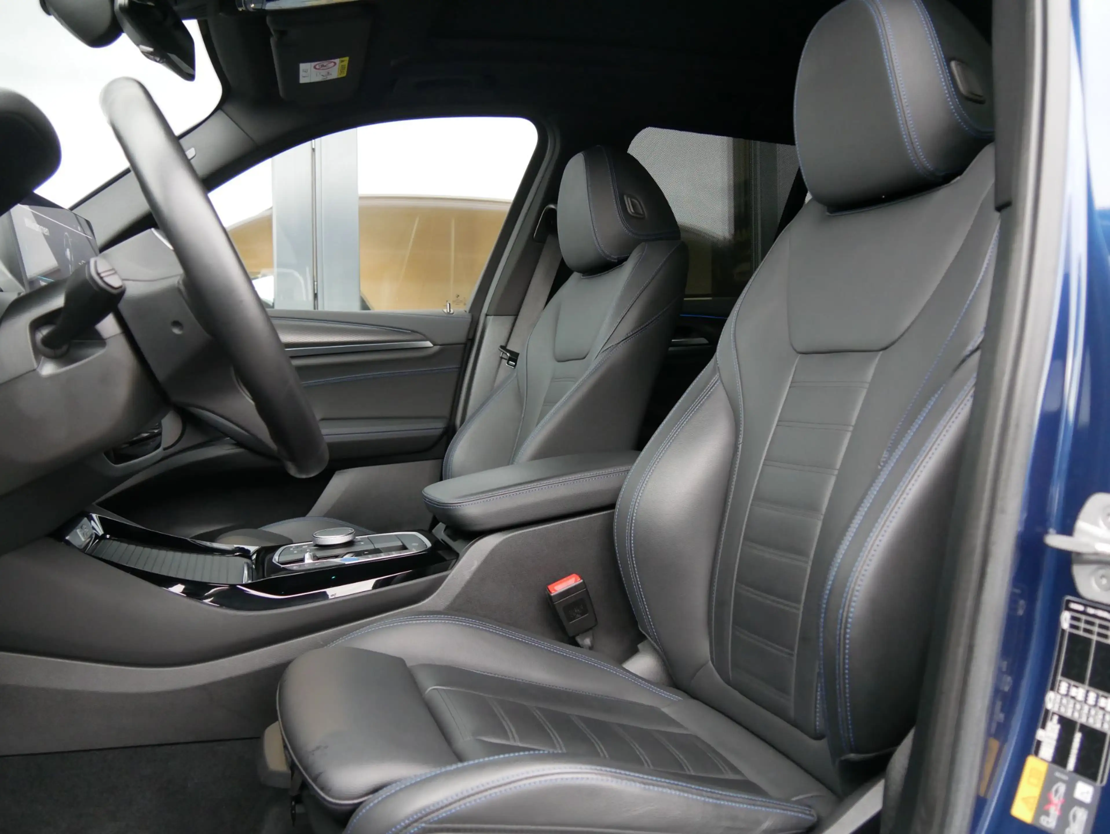 BMW iX3 M-Sport Impressive BEV *HEAD-UP*ACC*360º — photo 9