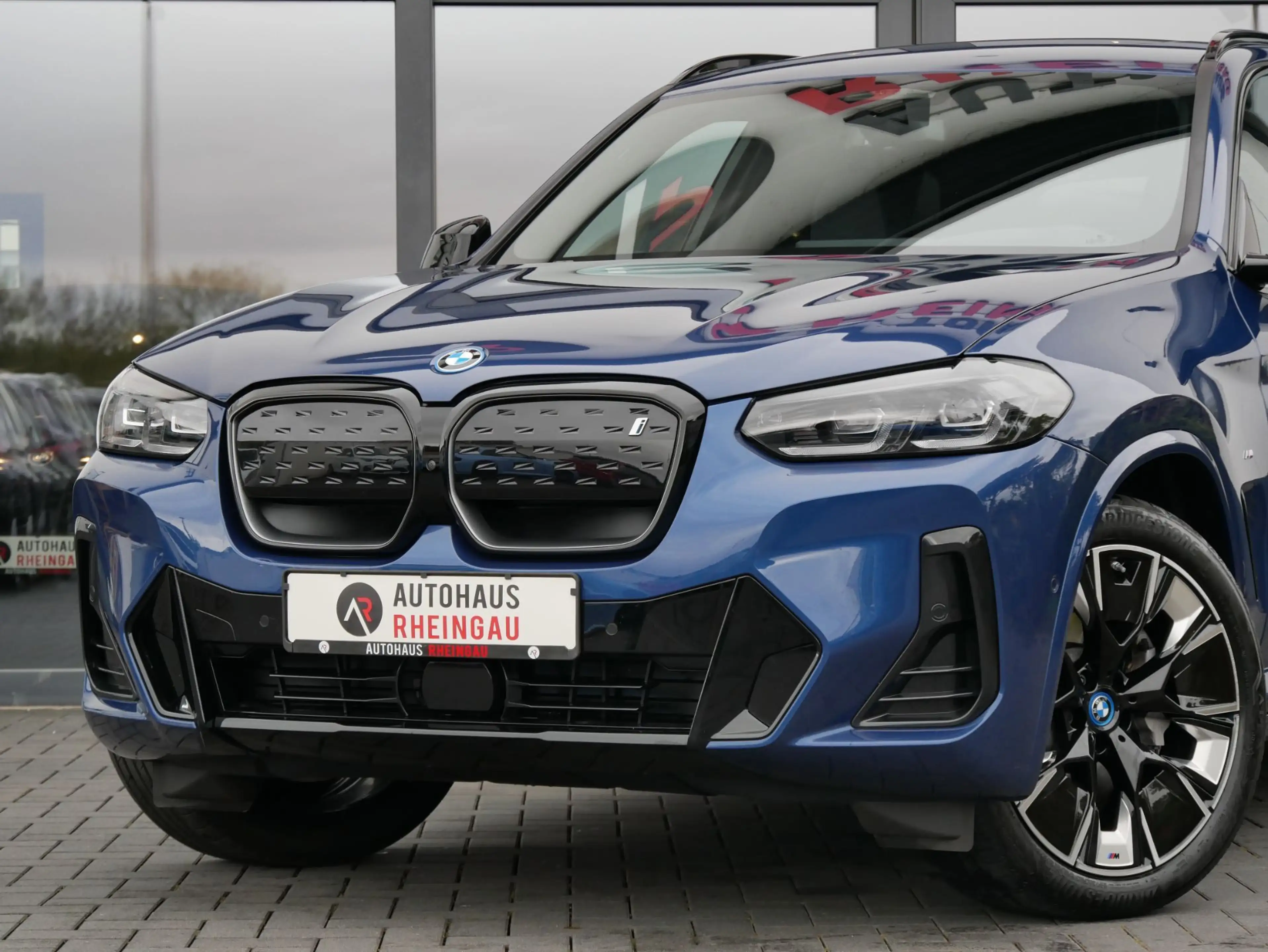 BMW iX3 M-Sport Impressive BEV *HEAD-UP*ACC*360º — photo 2