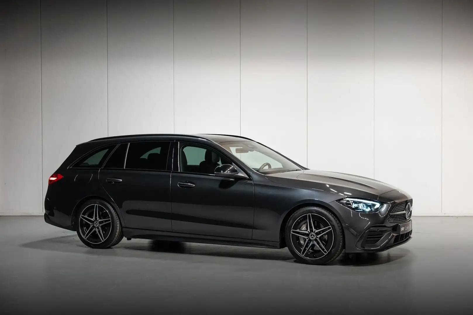 Mercedes-Benz C 200 C200d / NAVI / CAM / PANO Gris - 1