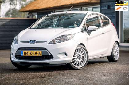 Ford Fiesta 1.25 Trend (NL-Auto / NAP / Airco / 17 Inch / Elek