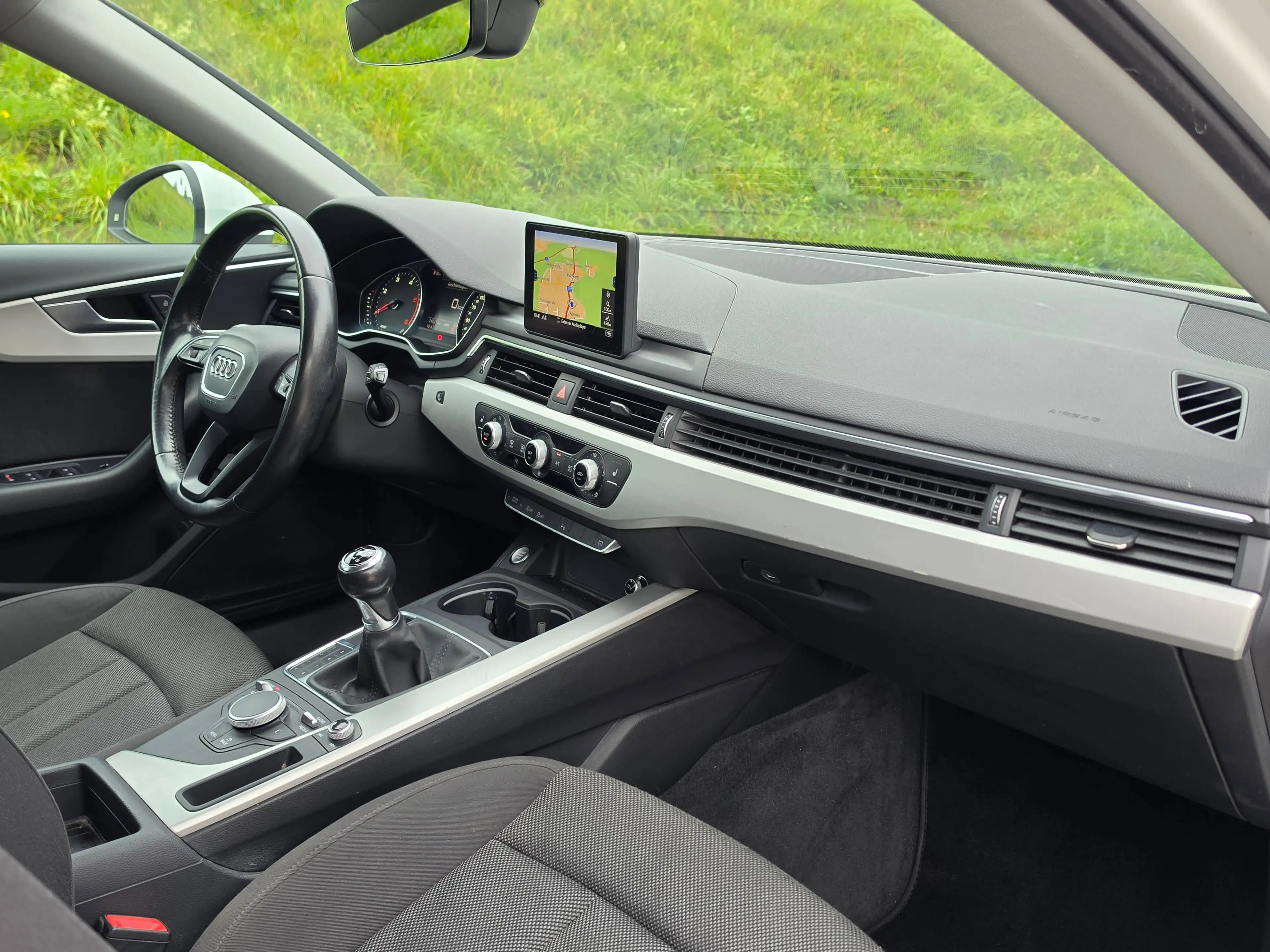 Audi A4 Avant* Navi* Tempomat* Xenon* — photo 13