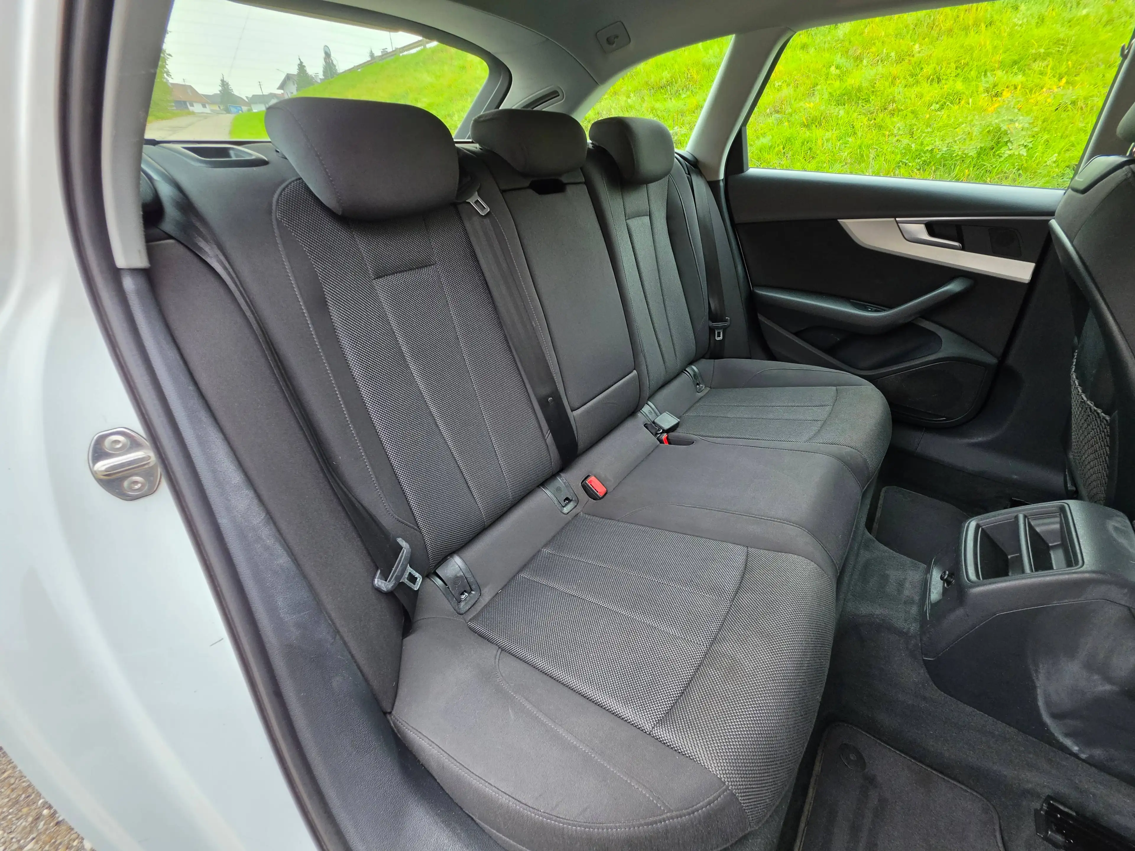 Audi A4 Avant* Navi* Tempomat* Xenon* — photo 15