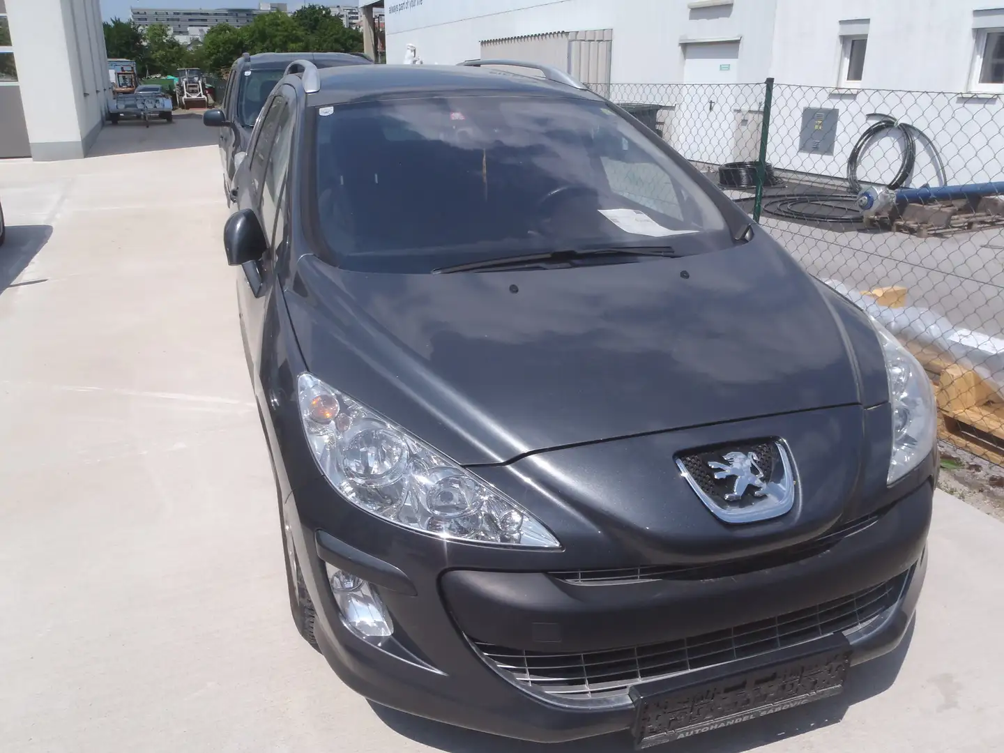 Peugeot 308 308 SW 1,6 HDi 110 FAP Exclusive Exclusive Grau - 1