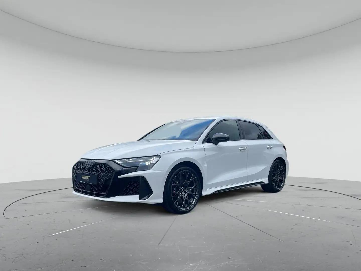Audi RS3 294(400) kW(PS) S tronic Weiß - 2