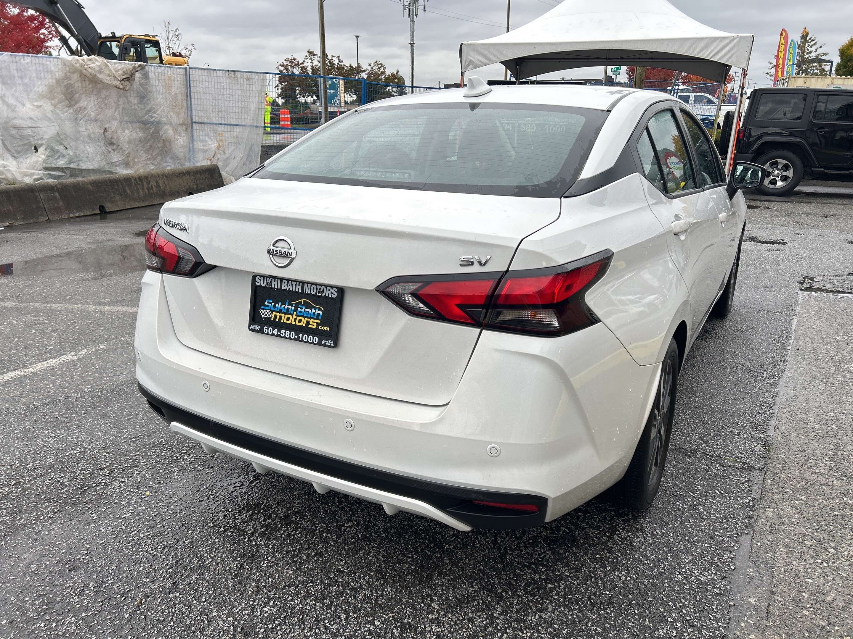 2022 Nissan Versa SV + HEATED SEATS + SATELLITE RADIO + ANDROID AUTO — снимка 1