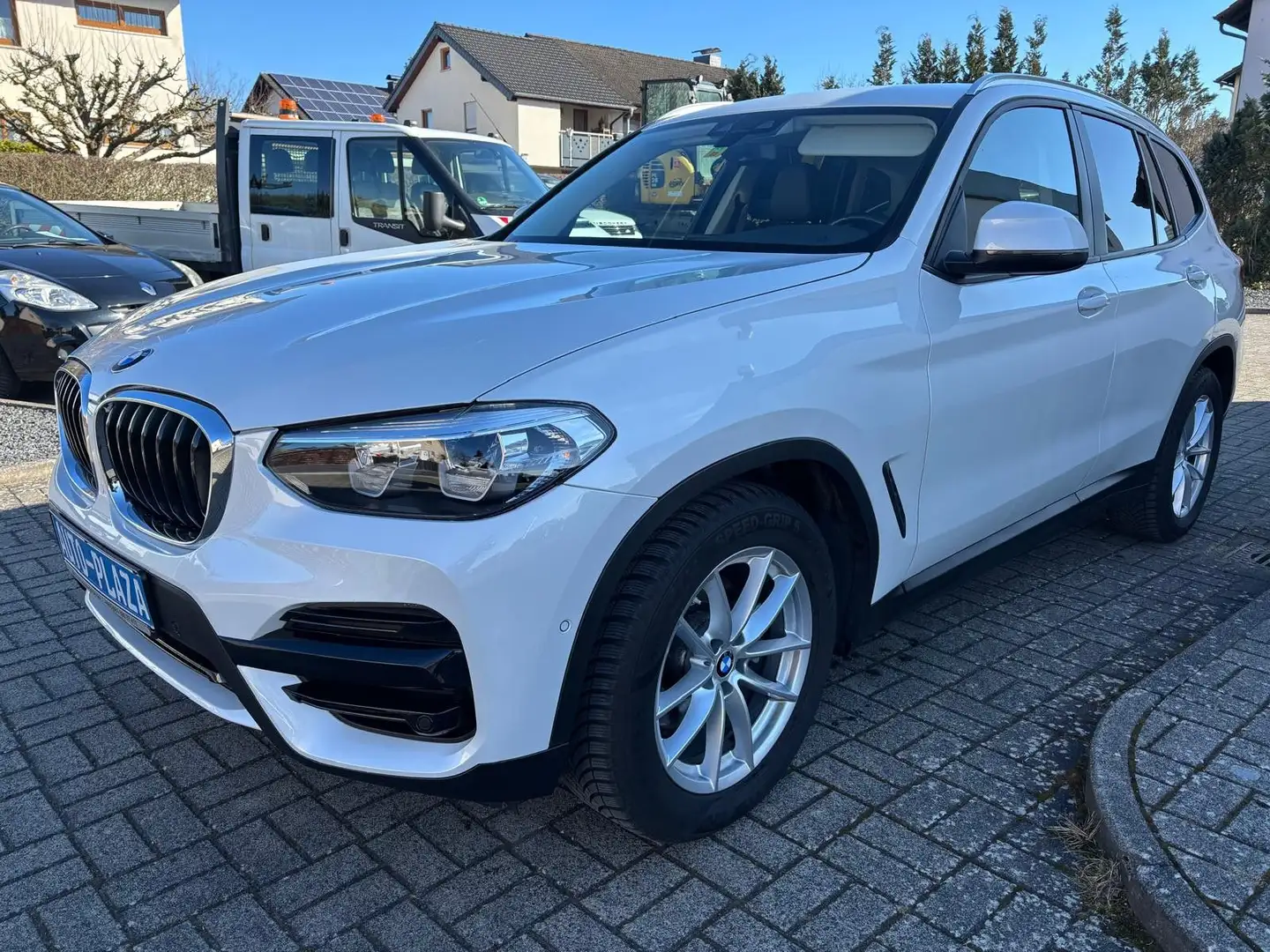 BMW X3 SDrive 20 d Aut LED Navi Leder SH AHK-el. Weiß - 1