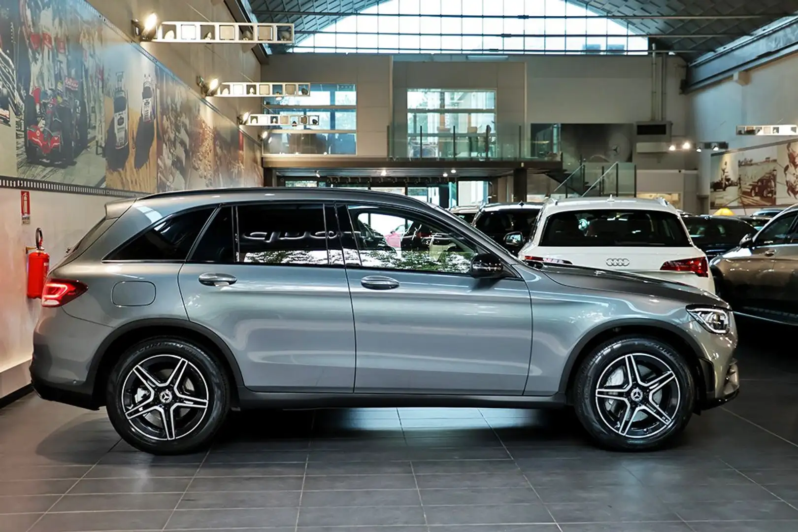 Mercedes-Benz GLC 200 Mild Hybrid 4Matic Premium AMG - NIGHT PACK Gri - 2