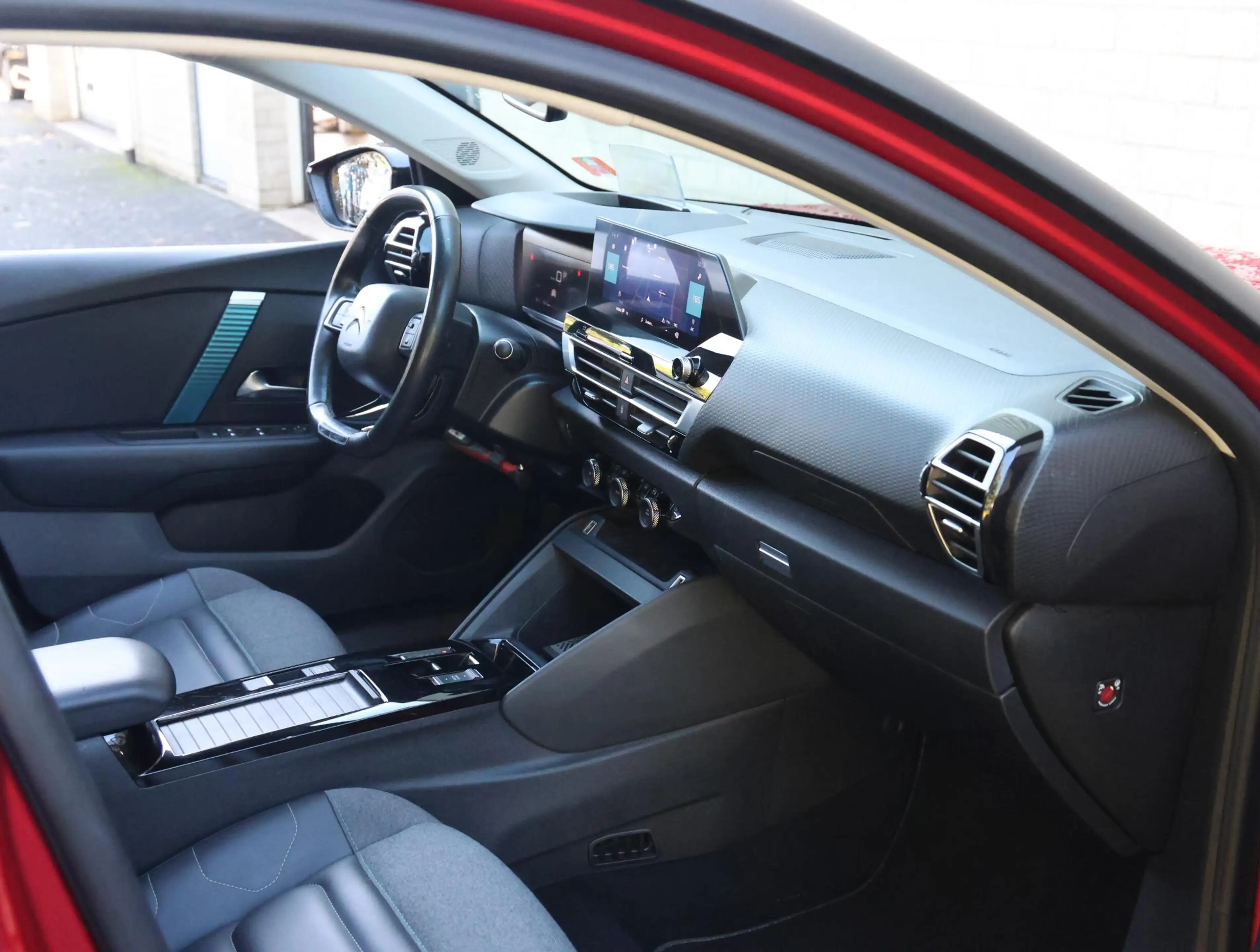 Citroen E-C4 Electric Shine 50 kWh 136pk | Navigatie | Schuifdak | Camer — photo 9