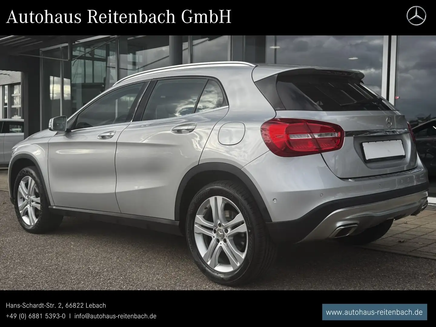 Mercedes-Benz GLA 180 GLA180 URBAN+AHK+XENON 7G-DCT+KAMERA+PTC+SITZHZG Argent - 2