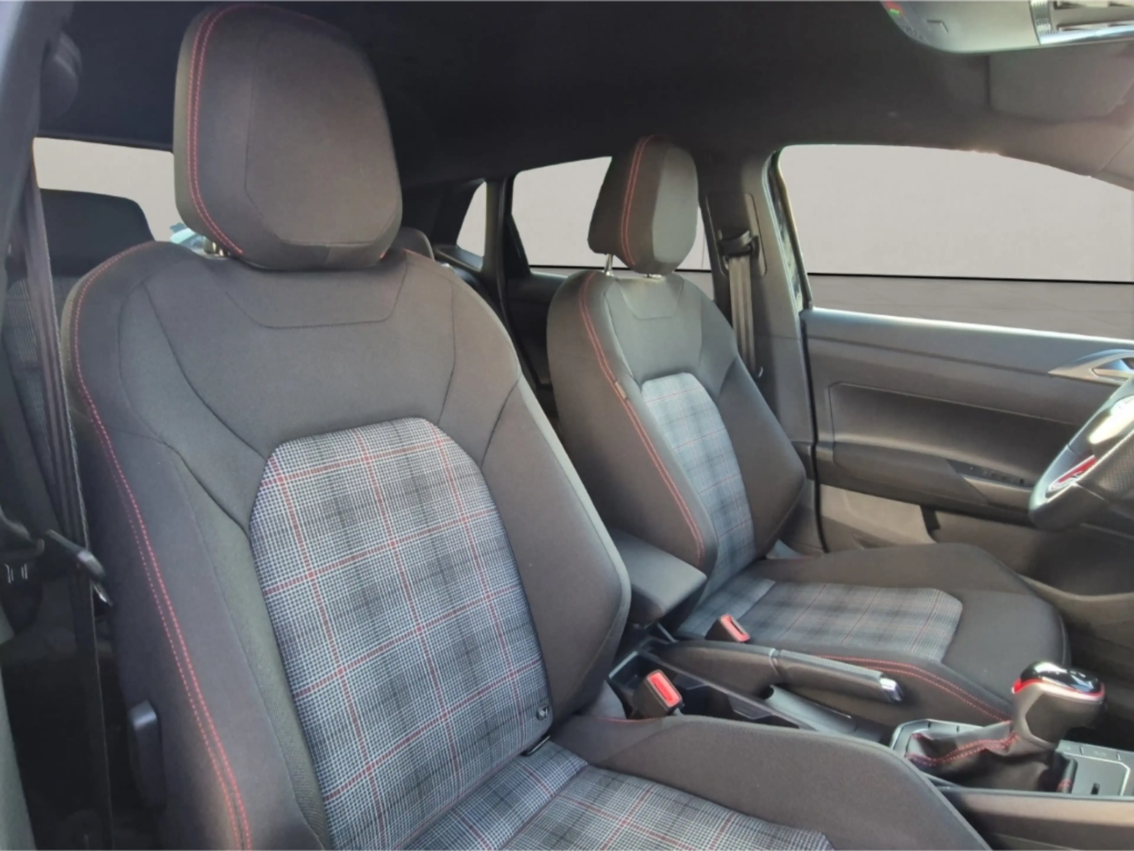 Volkswagen Polo GTI VI IQ.DRIVE+PARK & COMFORT+ACAA !! — photo 12