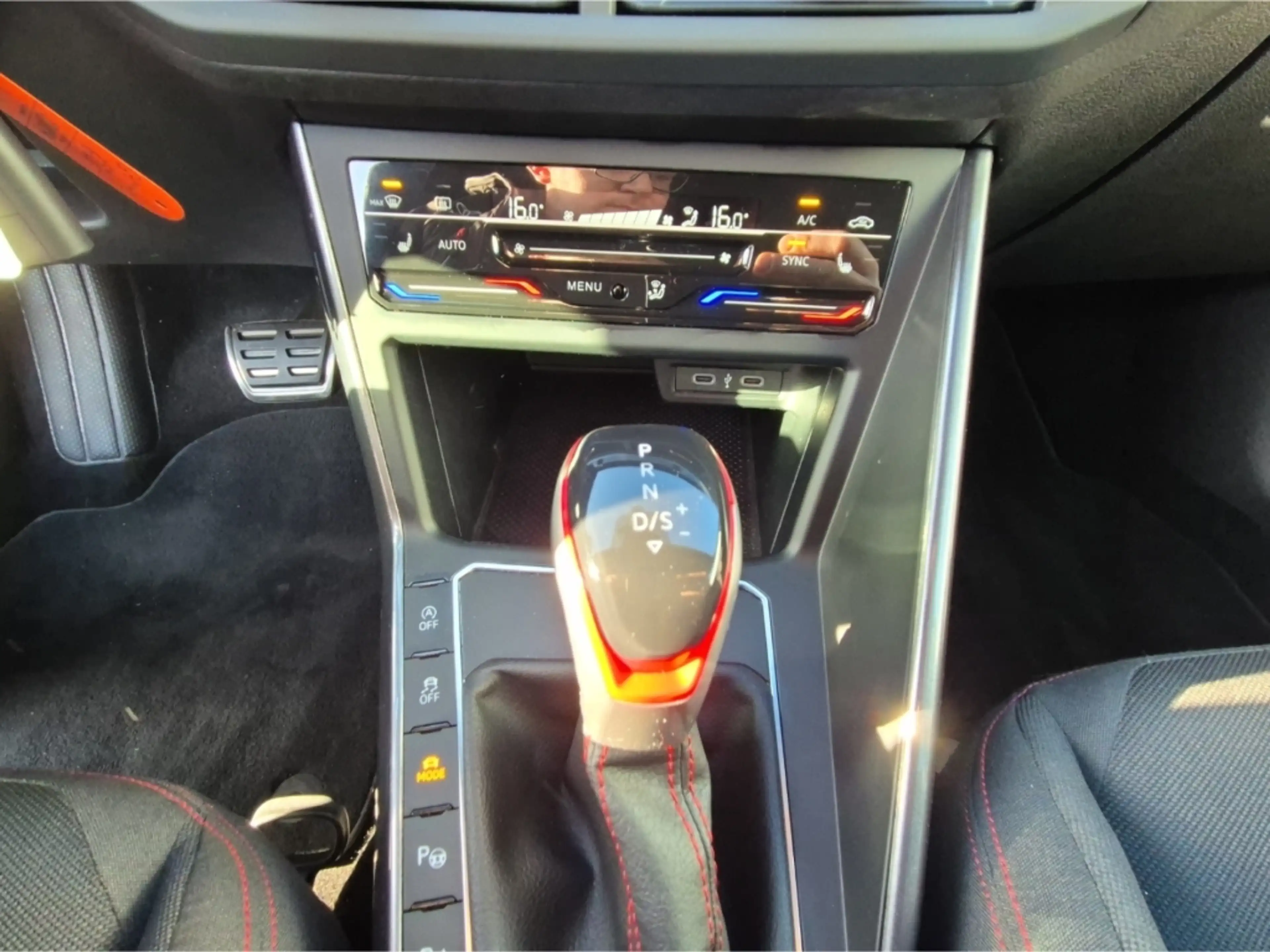 Volkswagen Polo GTI VI IQ.DRIVE+PARK & COMFORT+ACAA !! — photo 14