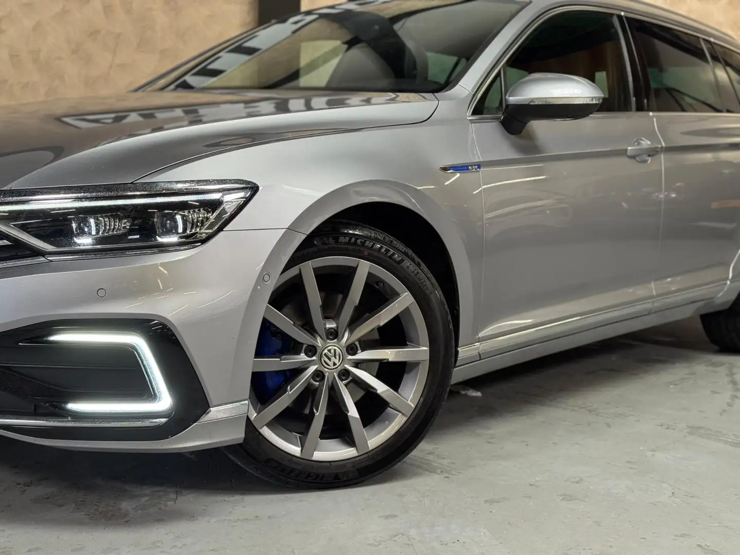 Volkswagen Passat Variant 1.4 TSI PHEV GTE Business R Line | Pano | Standkac Grigio - 2